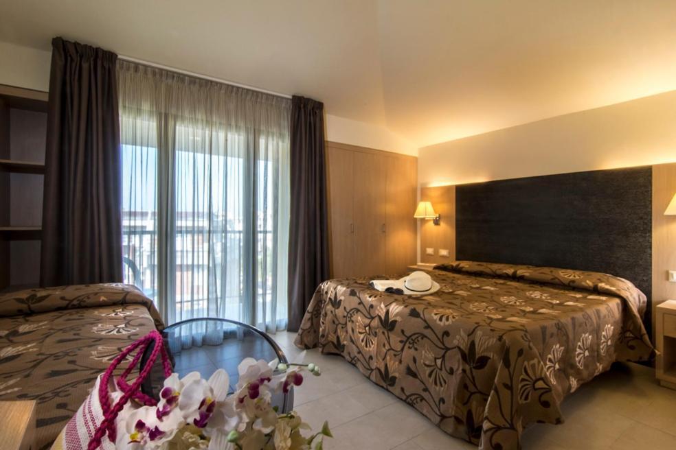 Hotel Dei Tigli Lido di Camaiore Extérieur photo